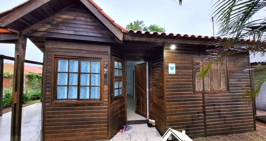 Casa Mista com 3 Dormitórios e Espaço Gourmet com Churrasqueira na Praia de Cidreira/RS