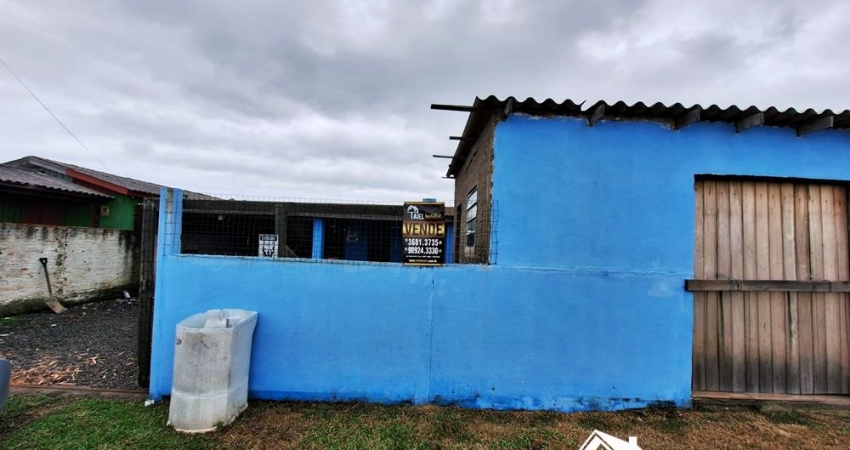 Excelente casa com Loja Comercial e Anexo em Cidreira/RS
