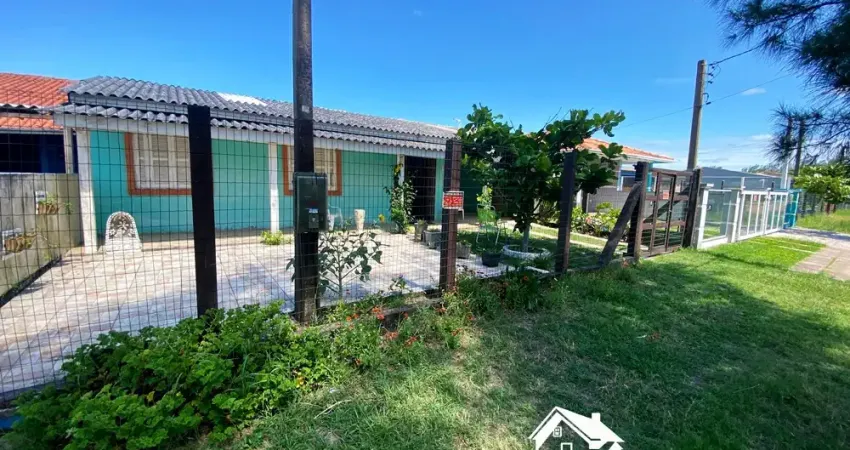 Encantadora Residência com 3 Dormitórios Apta ao Financiamento Bancário em Cidreira/RS