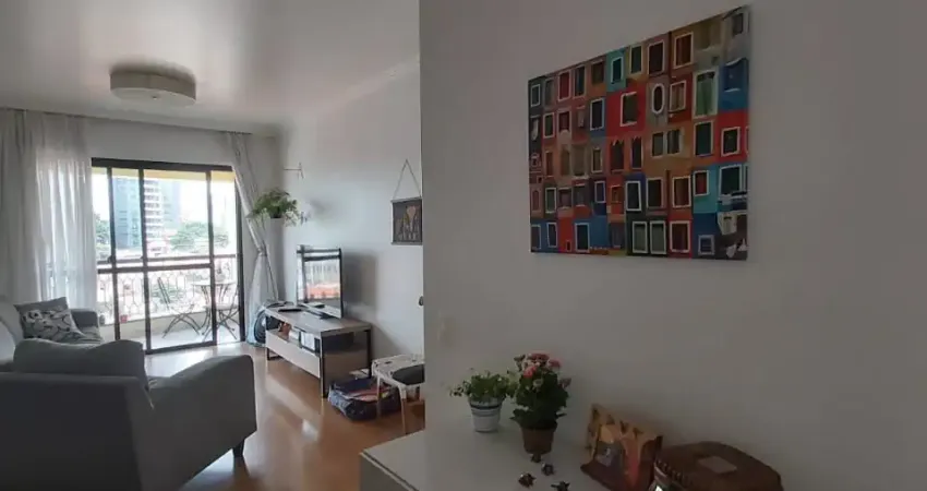 Belo apartamento de 03 quartos ( sendo 01 suíte, 02 vgs  fixas, rua freire de Andrade