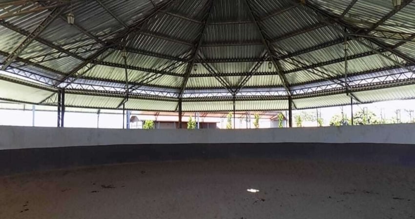 Fazenda à venda no Centro, Quadra 