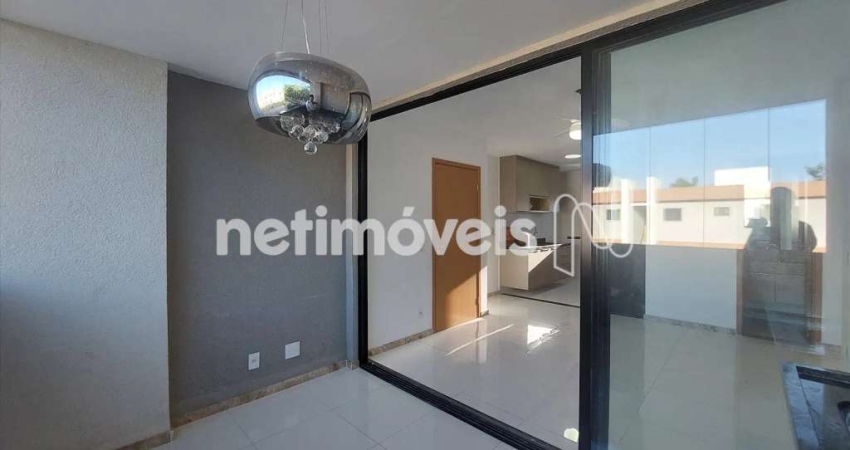 Apartamento com 2 quartos para alugar na Rua João Marques Oliveira, Buraquinho, Lauro de Freitas