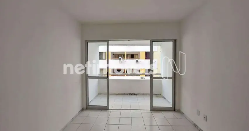 Apartamento com 3 quartos para alugar na Rua Hilton Rodrigues, 233, Pituba, Salvador