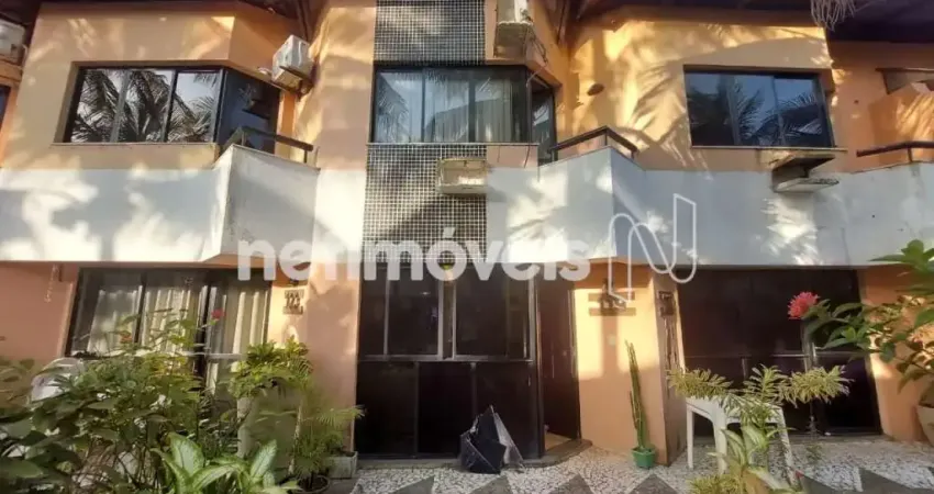 Casa em condomínio fechado com 2 quartos para alugar na Avenida Professor Pinto de Aguiar, 306, Patamares, Salvador