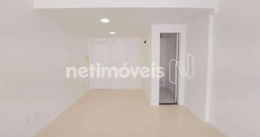 Sala comercial com 1 sala para alugar na Rua Coronel Almerindo Rehem, 126, Caminho das Árvores, Salvador