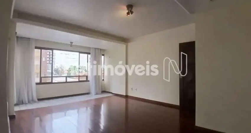 Apartamento com 3 quartos para alugar na Rua do Timbó, 519, Caminho das Árvores, Salvador