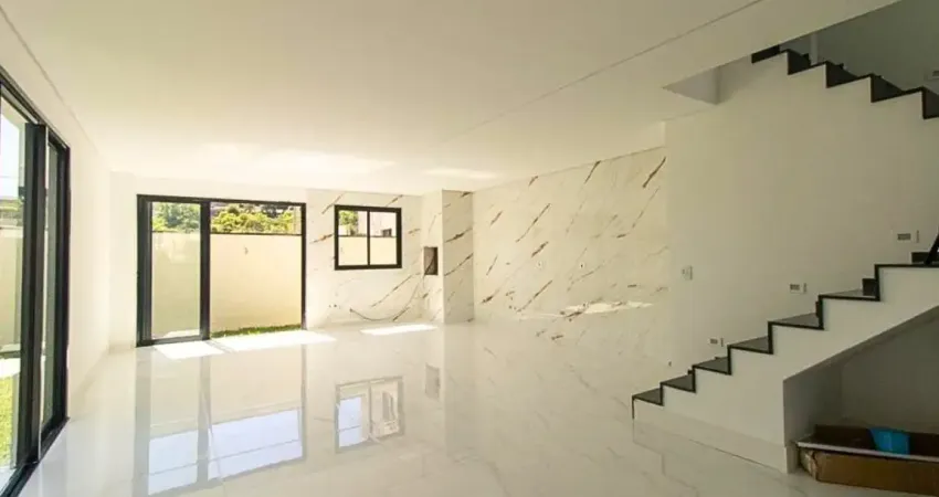 Casa em condomínio em clube com 3 suítes 2 vagas com churrasqueira á venda