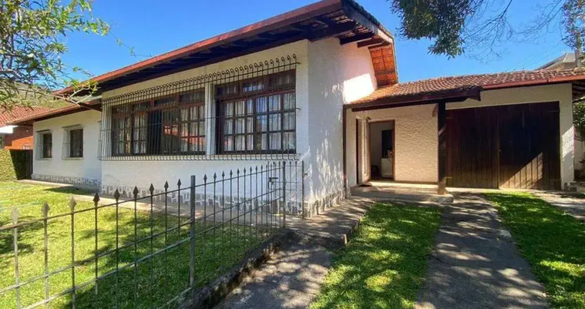 Casa linear com 3 dormitórios à venda, 156m² por R$ 1.200.000,00- Cônego- Nova Friburgo/RJ