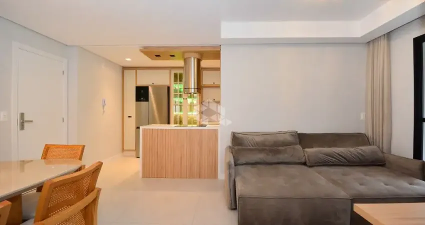 APARTAMENTO MOBILIADO COM 3 QUARTOS SENDO 1 SUÍTE VISTA PANORÂMICA E SACADA COM CHURRASQUEIRA NO BAIRRO FLORESTA