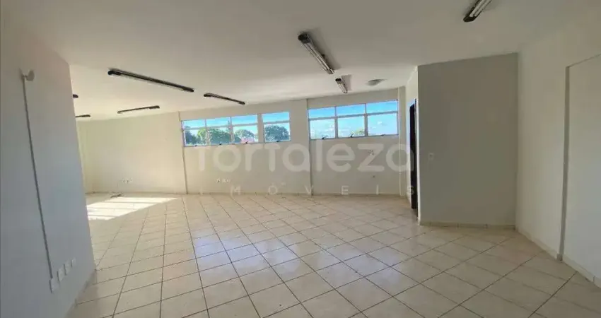 Sala Comercial para Locação – 55m² | Centro Comercial Líder – Maringá/PR