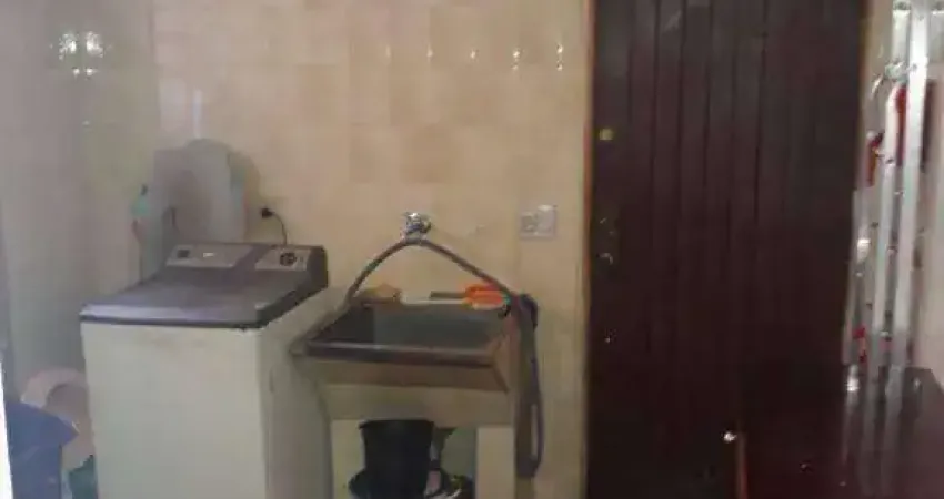 Casa com 3 quartos à venda na Rua Manuel de Oliveira Rocha, Parque Maria Domitila, São Paulo