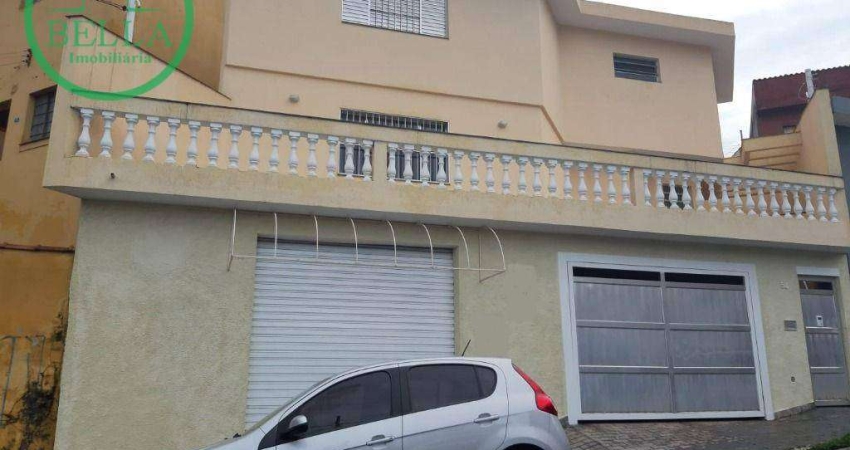 Ótimo sobrado à venda na Vila Mangalot