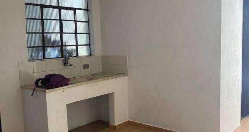 Casa com 1 dormitório para alugar, 35 m² por R$ 800,00/mês - Jardim Ipanema (Zona Oeste) - São Paulo/SP