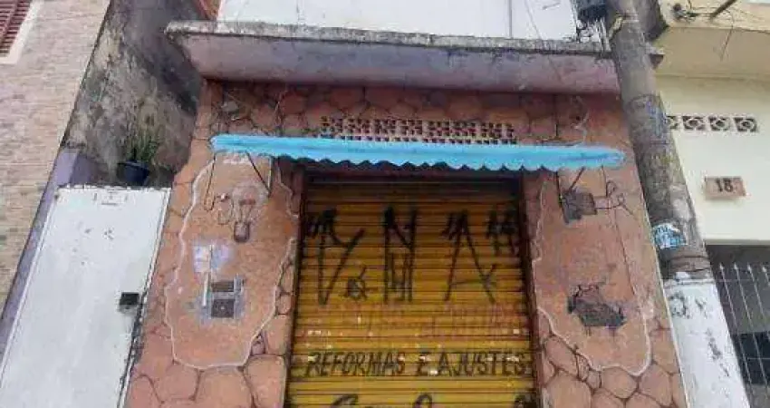 Terreno com renda imediata! 3 casas + espaço comercial – esquina com a santa mônica