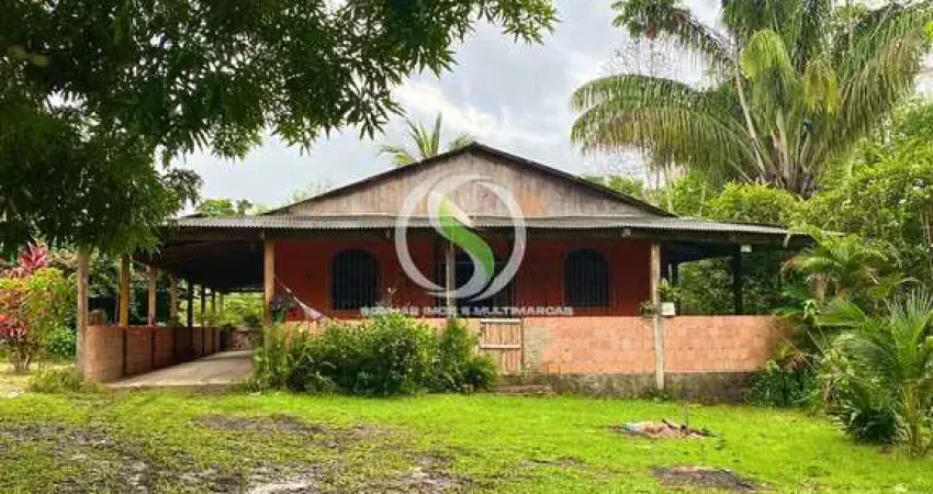 Chácara à venda no bairro Centro - Presidente Figueiredo/AM