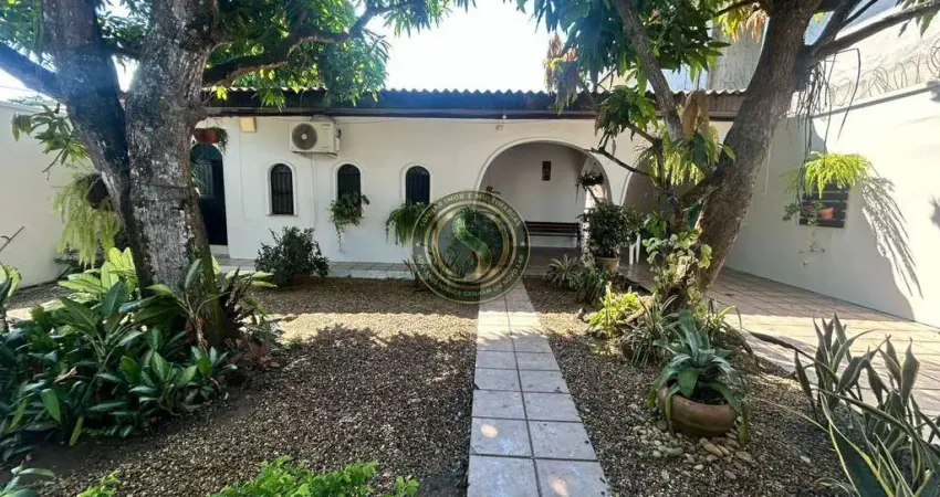 Casa com 3 quartos à venda na Rua Alaíde Alves da Rocha, Aleixo, Manaus