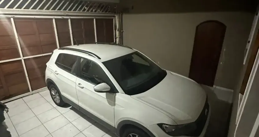 Casa com 2 quartos para alugar na Rua Capitão Armínio Gaia, 92, Vila Amália (Zona Norte), São Paulo