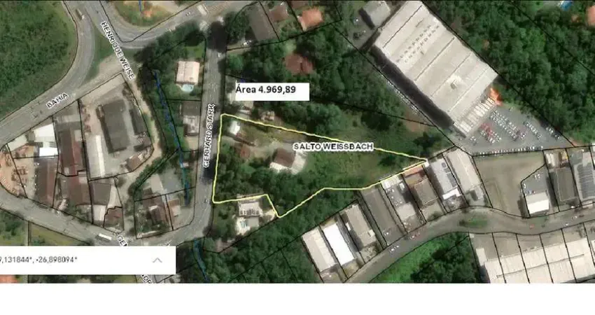 Terreno à venda no Salto Weissbach, Blumenau 