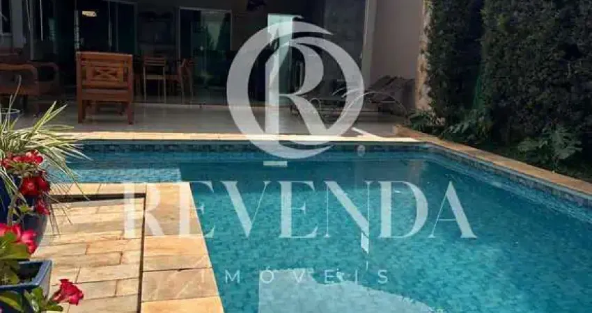 Casa à venda, no bairro Santa Mônica, UBERLANDIA - MG