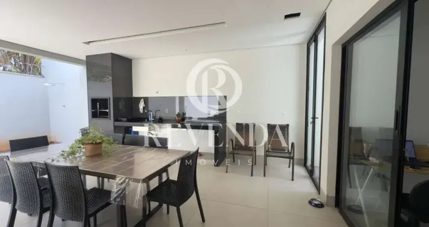 Casa com 3 quartos à venda no Jaraguá, Uberlândia