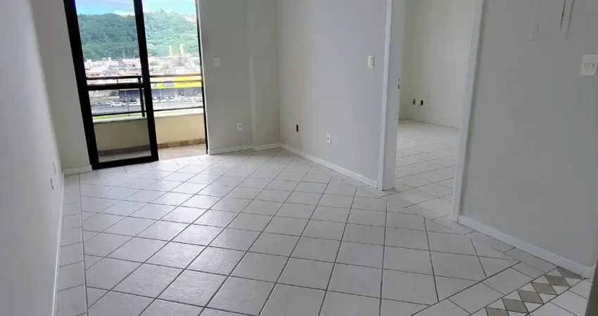 Apartamento com 1 quarto com elevador e vaga no Kobrasol São José