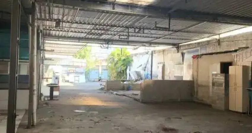 Barracão / Galpão / Depósito com 4 salas para alugar na Rua da Proclamação, 836, Bonsucesso, Rio de Janeiro
