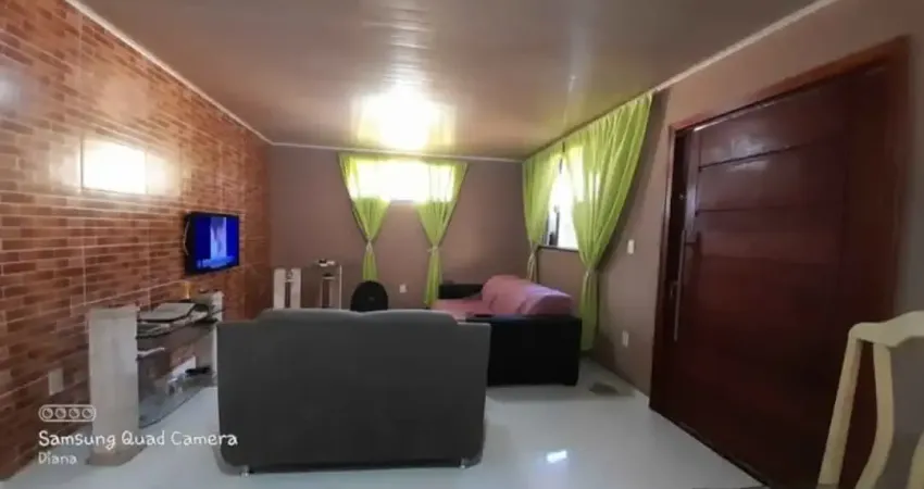 Unamar - linda casa 2 quartos (1 suíte),  ampla.  3 vagas garagem