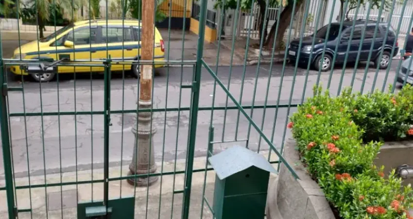 Apartamento de 3 Quartos com 80m² e Sol da Manhã na Rua Senador Nabuco - Vila Isabel