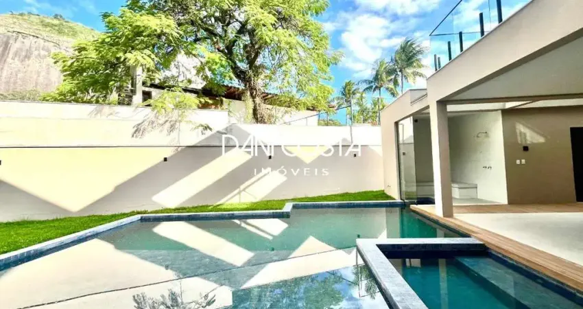 Jardim do Itanhangá, Barra da Tijuca: Casa nova com  738m² de area construida.