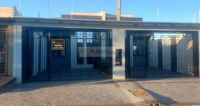 Casa para Venda em Cascavel, ANGRA DOS REIS, 3 dormitórios, 1 suíte, 2 banheiros, 2 vagas