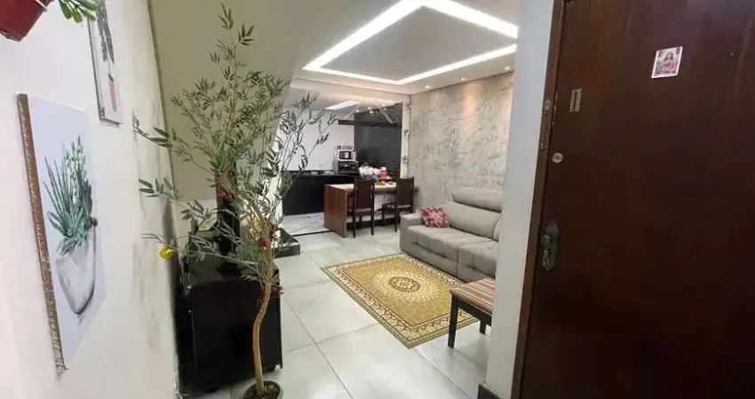 Casa em condomínio fechado com 2 quartos à venda na Rua Doutor Rubens Guimarães, --, Castelo, Belo Horizonte