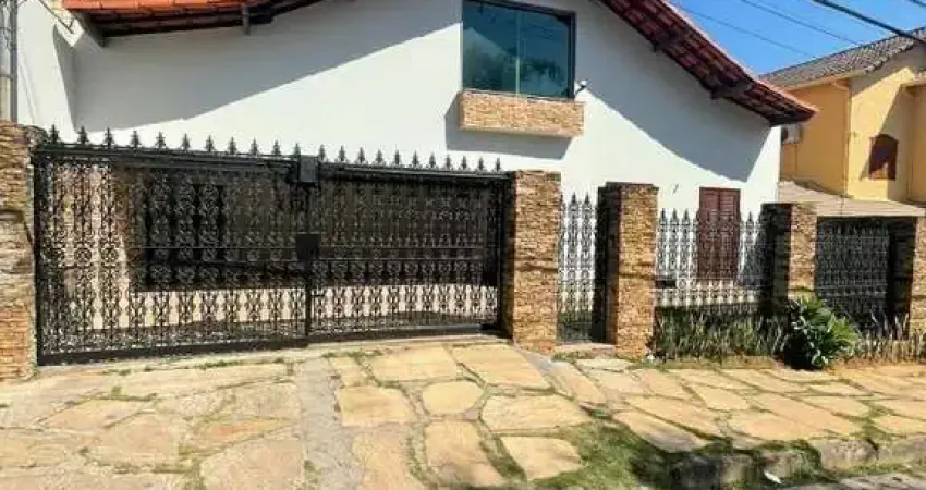 Casa com 4 quartos à venda na Rua Castelo de Tordesilhas, --, Castelo, Belo Horizonte