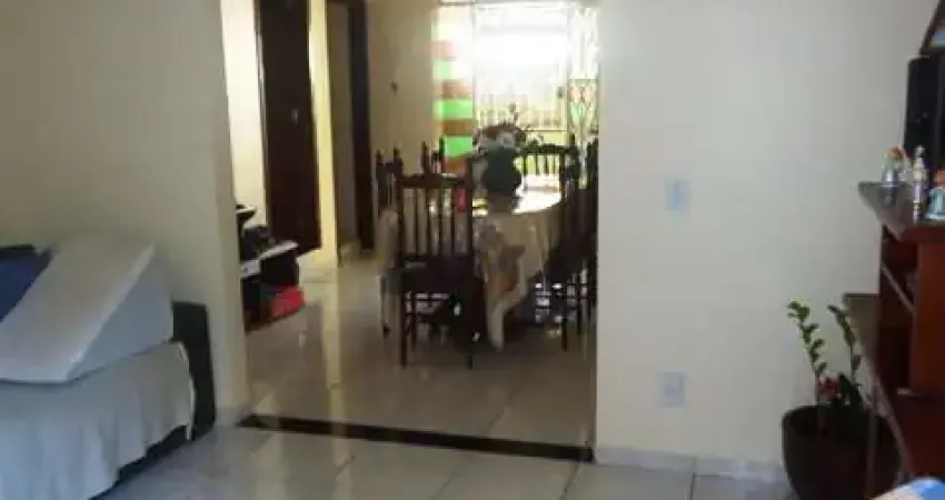 Casa com 3 quartos à venda na Amintas Jaques, --, Glória, Belo Horizonte