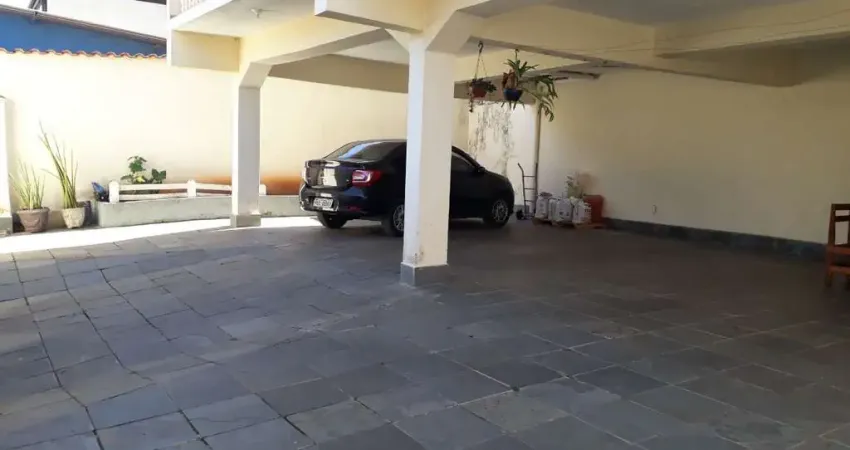 Casa com 3 quartos à venda na Jati, --, Vila Pérola, Contagem