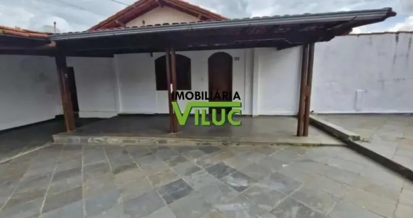 Casa com 3 quartos à venda na dos Desenhistas, --, Alípio de Melo, Belo Horizonte