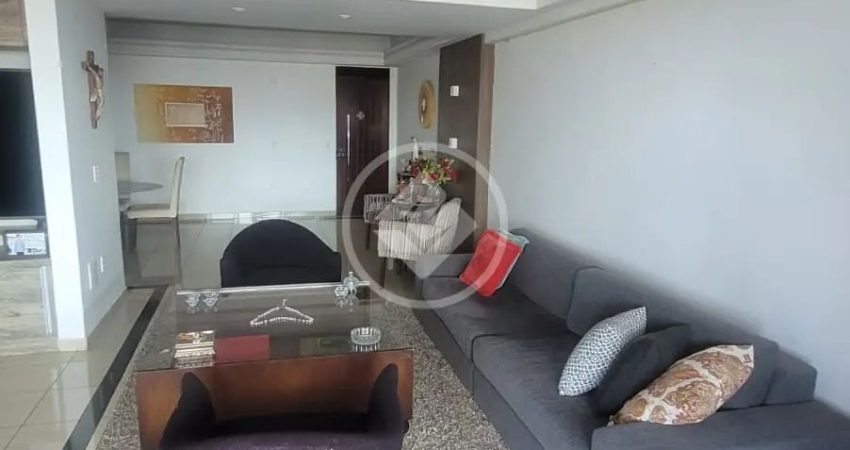 Apartamento com 189m², 3Qts e prox. a Av. Ruy Carneiro