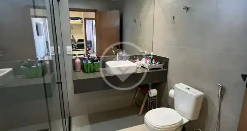 Casa alto padrão | excelente acabamento e localização codigo: 135850