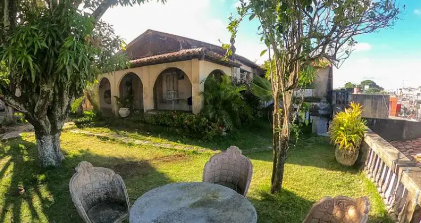 Casa com 6 quartos à venda na Rua Alto do Formoso, 19, Itapuã, Salvador
