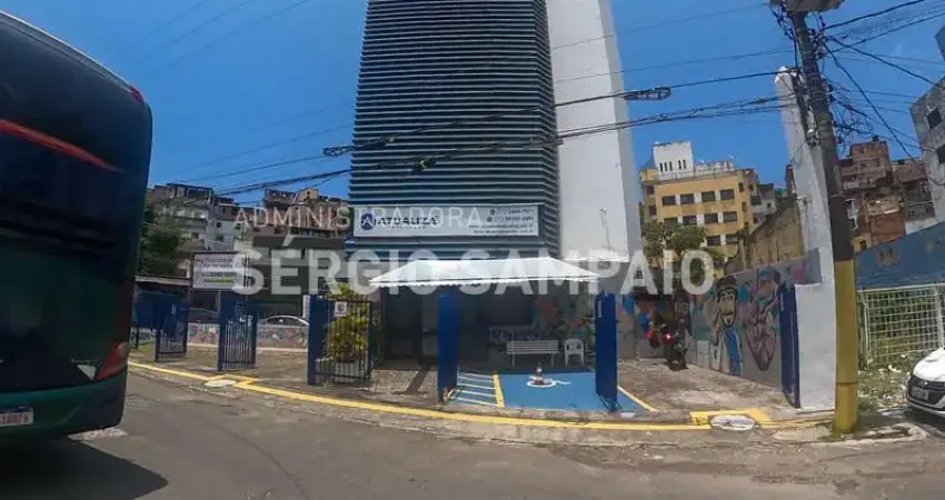 Sala comercial para alugar na Avenida Juracy Magalhães Júnior, 1388, Rio Vermelho, Salvador