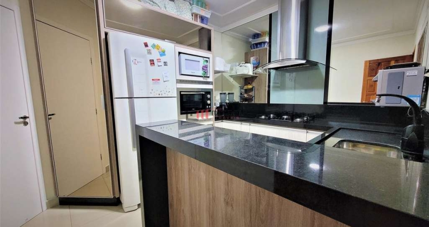 Casa com piscina à venda, tres dormitorios, Residencial Abussafe, Londrina, PR