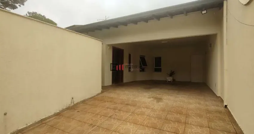 Casa com 3 quartos à venda no Araxá, Londrina 