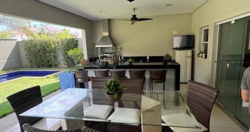 Casa em Condomínio para Venda em Cuiabá, Jardim Itália, 4 dormitórios, 4 suítes, 5 banheiros, 2 vagas