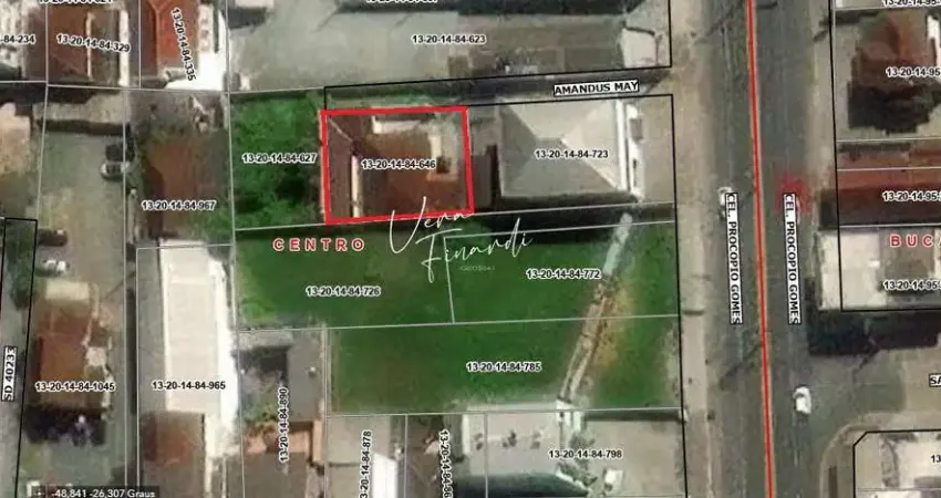 Terreno para Venda em Joinville, Centro, 2 dormitórios, 1 banheiro, 2 vagas