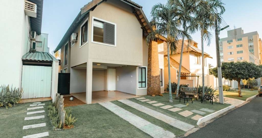 Casa em condomínio fechado com 3 quartos à venda na Avenida Londrina, 1534, Zona 08, Maringá