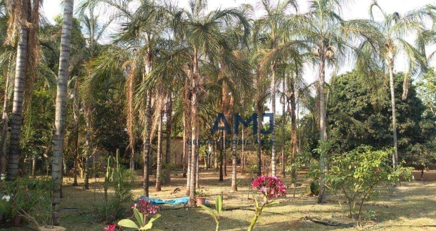 Chácara no Condomínio Miraflores