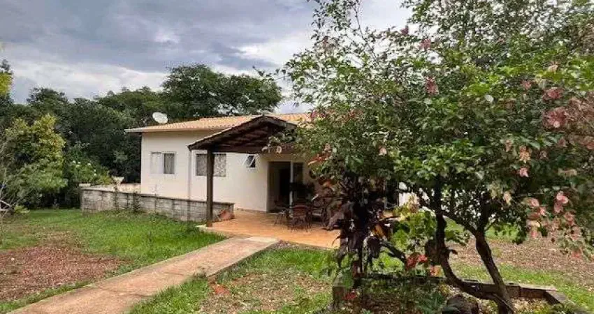 Chácara com 4 dormitórios à venda, 5432 m² por R$ 2.000.000,00 - Cond Alta Vista - Senador Canedo/GO