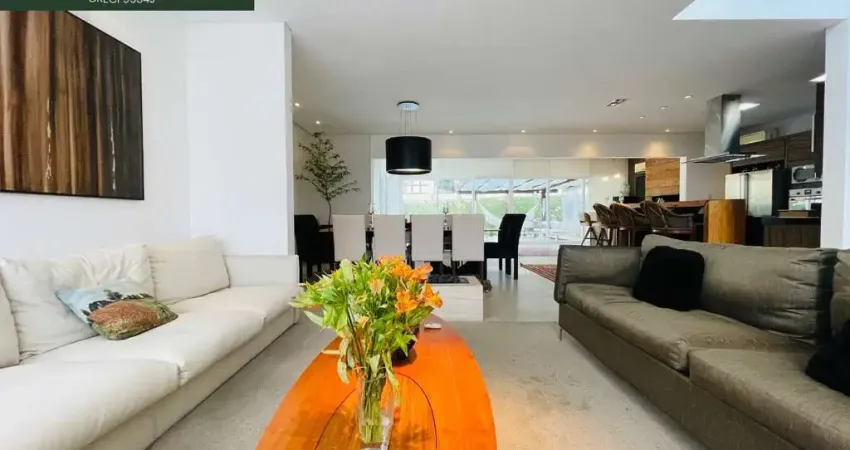 Casa em Condomínio Fechado à Venda 4 suítes Bairro Floresta divisa com Anita Garibaldi Joinville SC