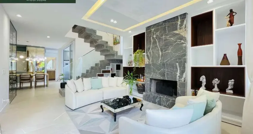 Casa em Condomínio Fechado à Venda com 1 suíte com closet mais 2 suítes Bairro América Joinville SC