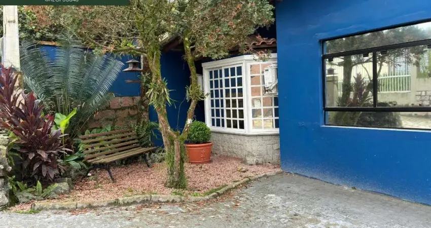 Casa à venda em joinville-sc, 2 quartos, 2 salas, 2 banheiros, 2 vagas, 446m² no bairro atiradores. aproveite!