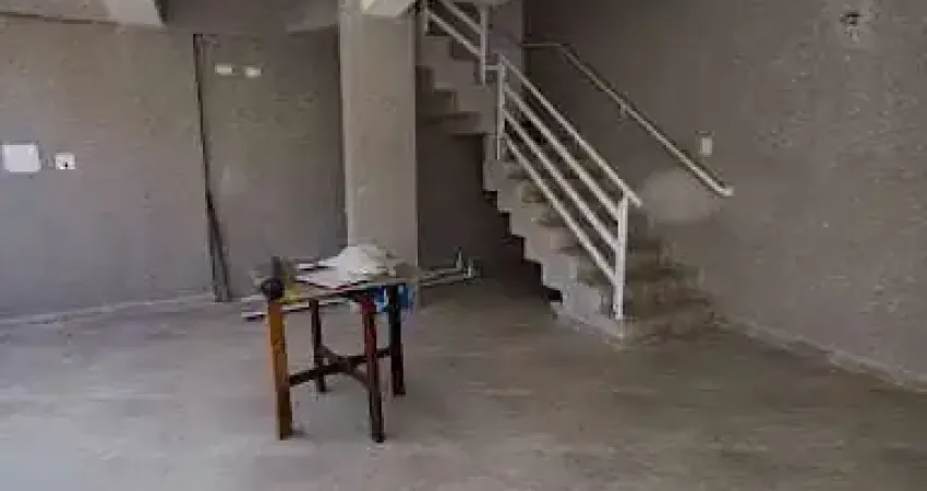 Sobrado com 2 dormitórios à venda, 88 m² por R$ 583.000,00 - Vila Cecília Maria - Santo André/SP